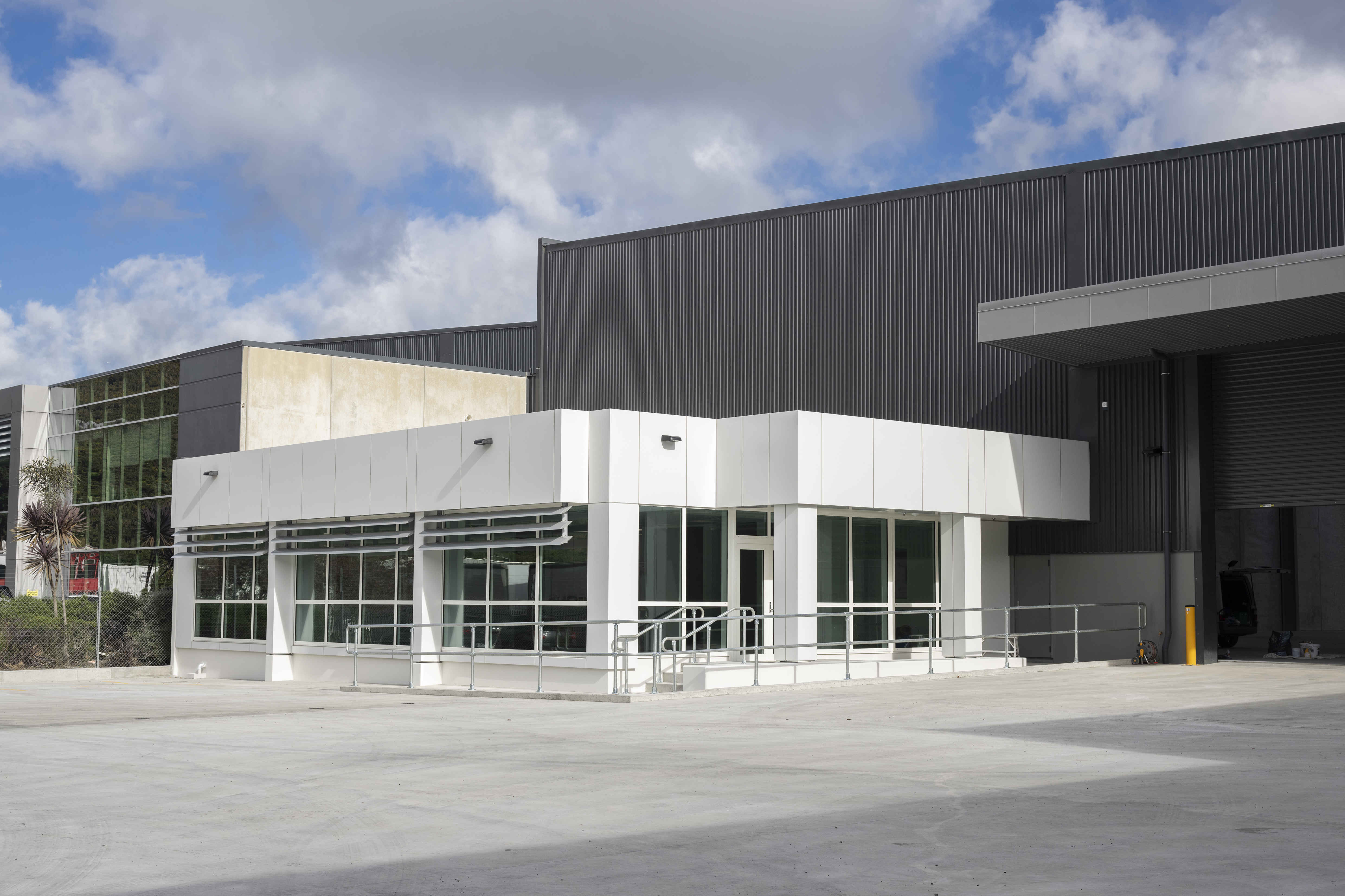 New Industrial Building, Peterkin St, Taita